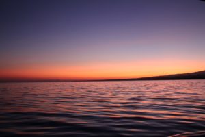 海と夕日の写真